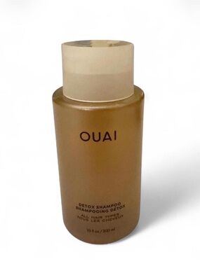OUAI Gold Detox Shampoo Bottle